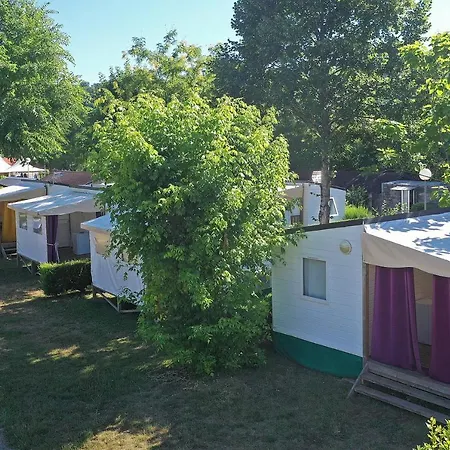 Du Campsite 4*