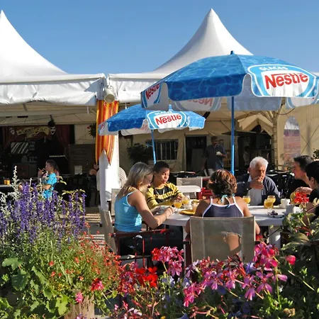 مكان تخييم Camping Du Lac 4*