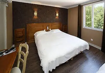 Camping Du Lac مكان تخييم فوا