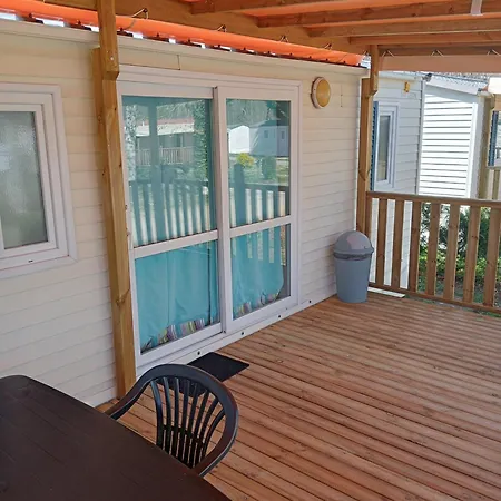 Camping Du Lac 4*